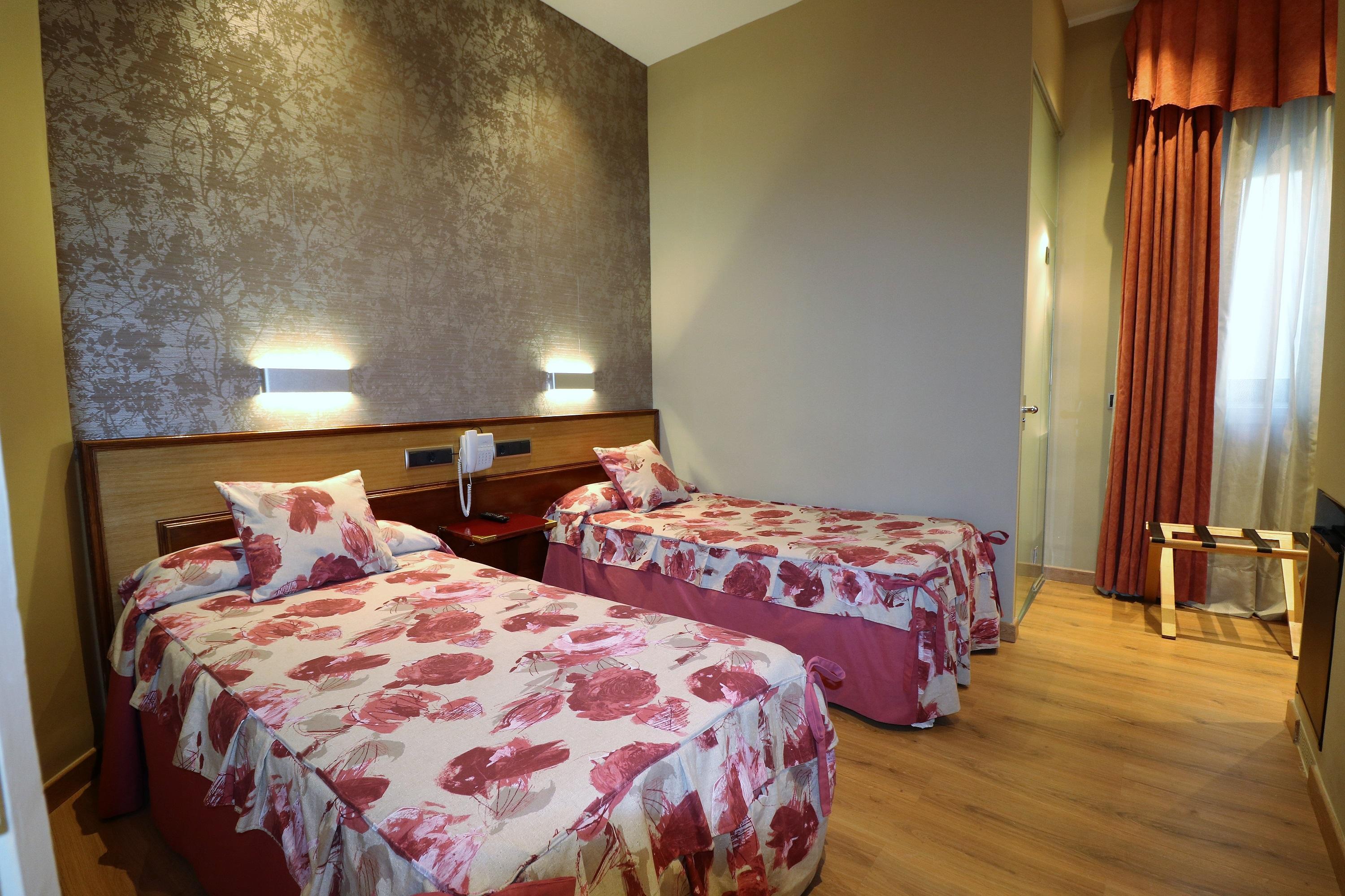 Hostal Hispano - Argentino Gran Via Madrid Bagian luar foto